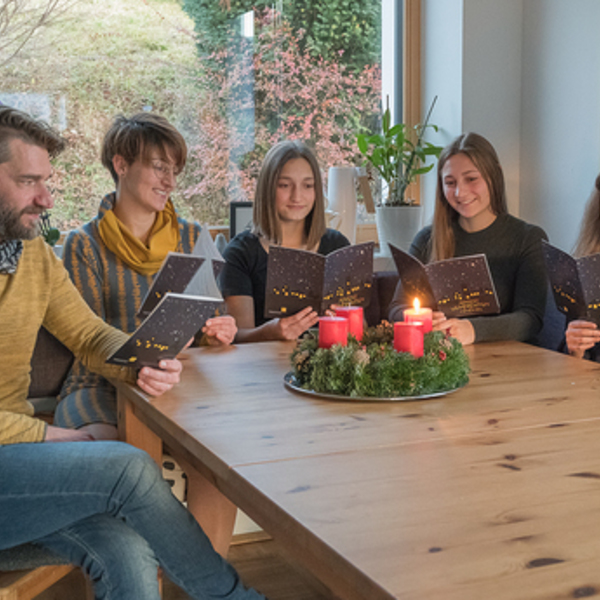 Adventkranzfeier / Foto Haijes Adventkranzfeier