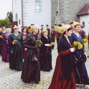 Goldhauben- und Kopftuchgruppe