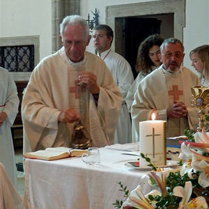 Pfarrfest und 50-jähriges Priesterjubiläum Pfarrer Stöllnberger
