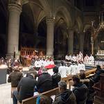 Feierliche Vesper am Vorabend der Altarweihe im Linzer Mariendom