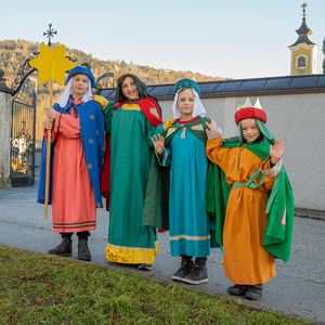 Die Sternsinger*innen waren in der Pfarre Kirchdorf an der Krems unterwegs
